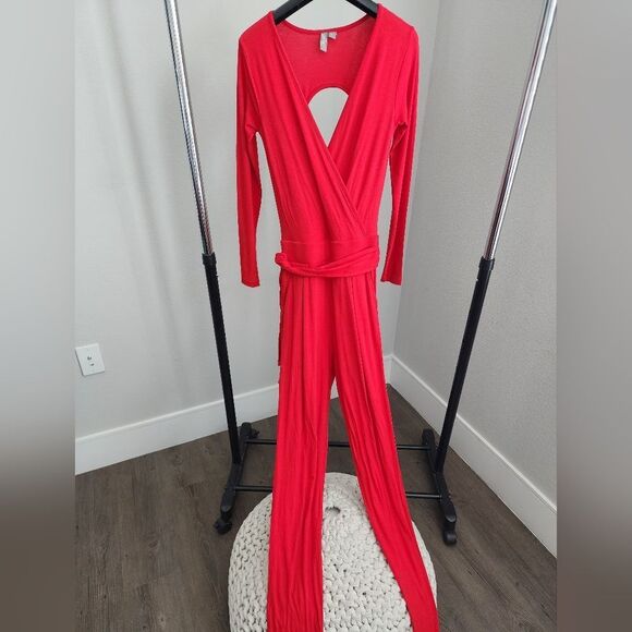 ASOS Cutout Back Red Jumpsuit size 0 - Picture 8 of 8
